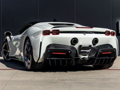 2023 Ferrari SF90 Stradale Base