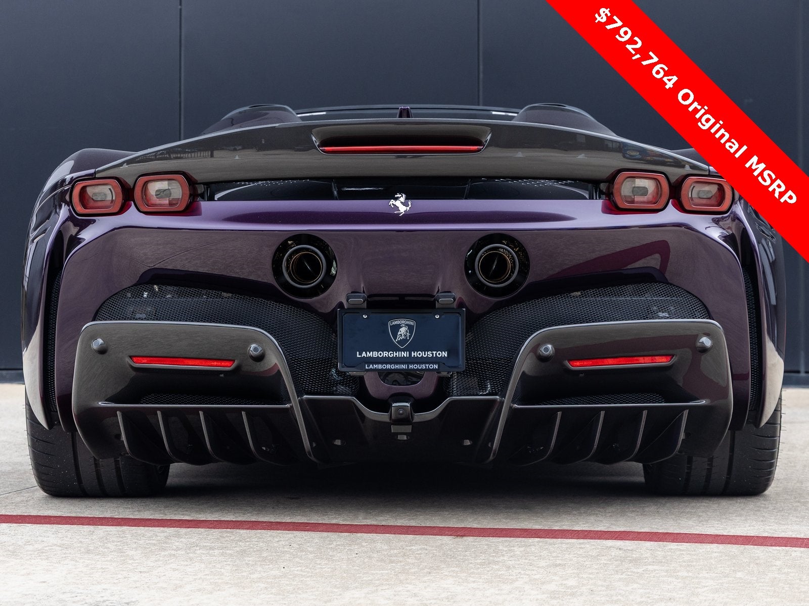 2025 Ferrari SF90 Spider Base