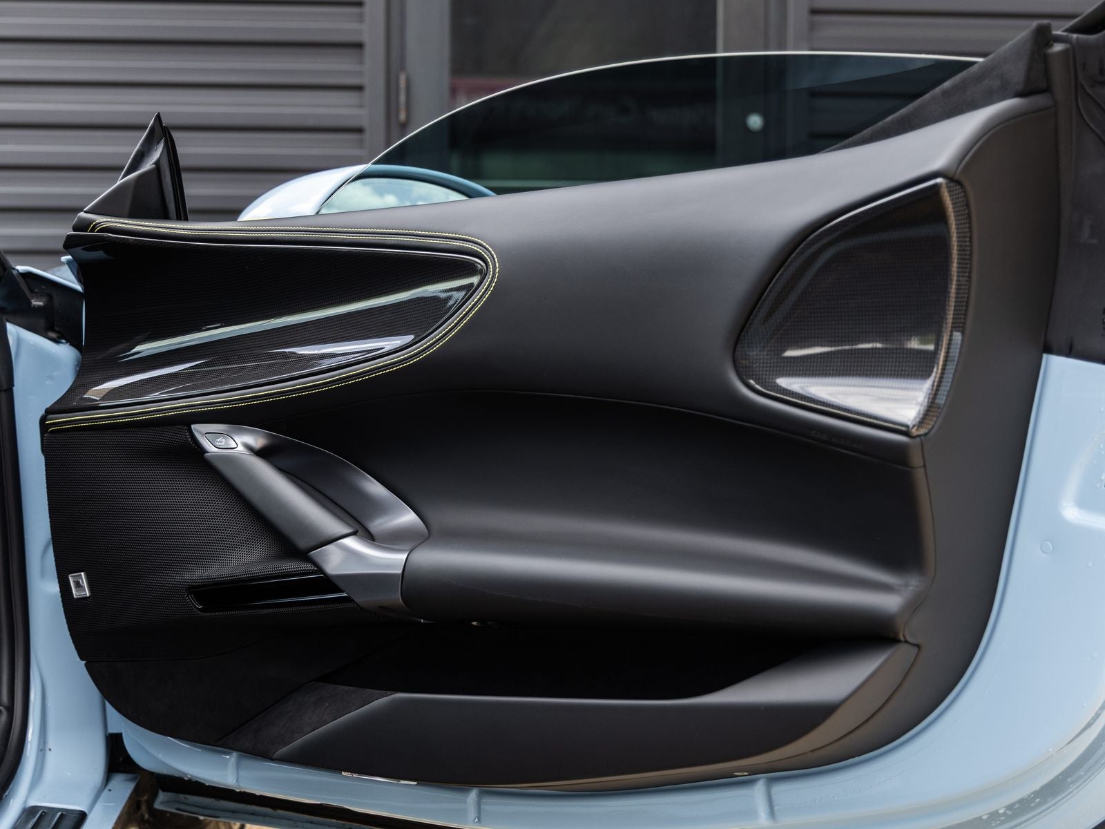 2024 Ferrari SF90 Spider Base