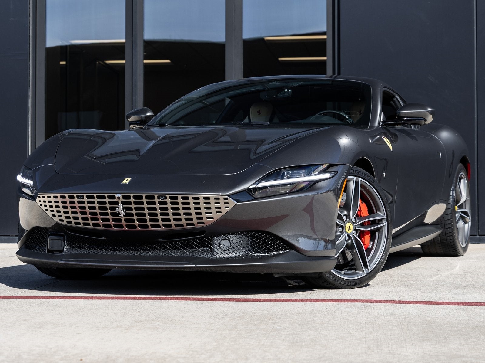 2022 Ferrari Roma Base