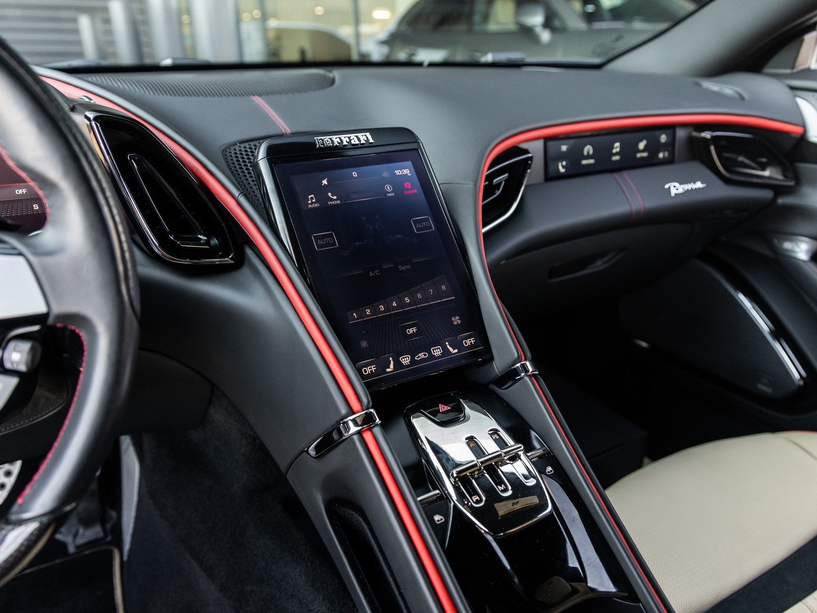 2022 Ferrari Roma Base