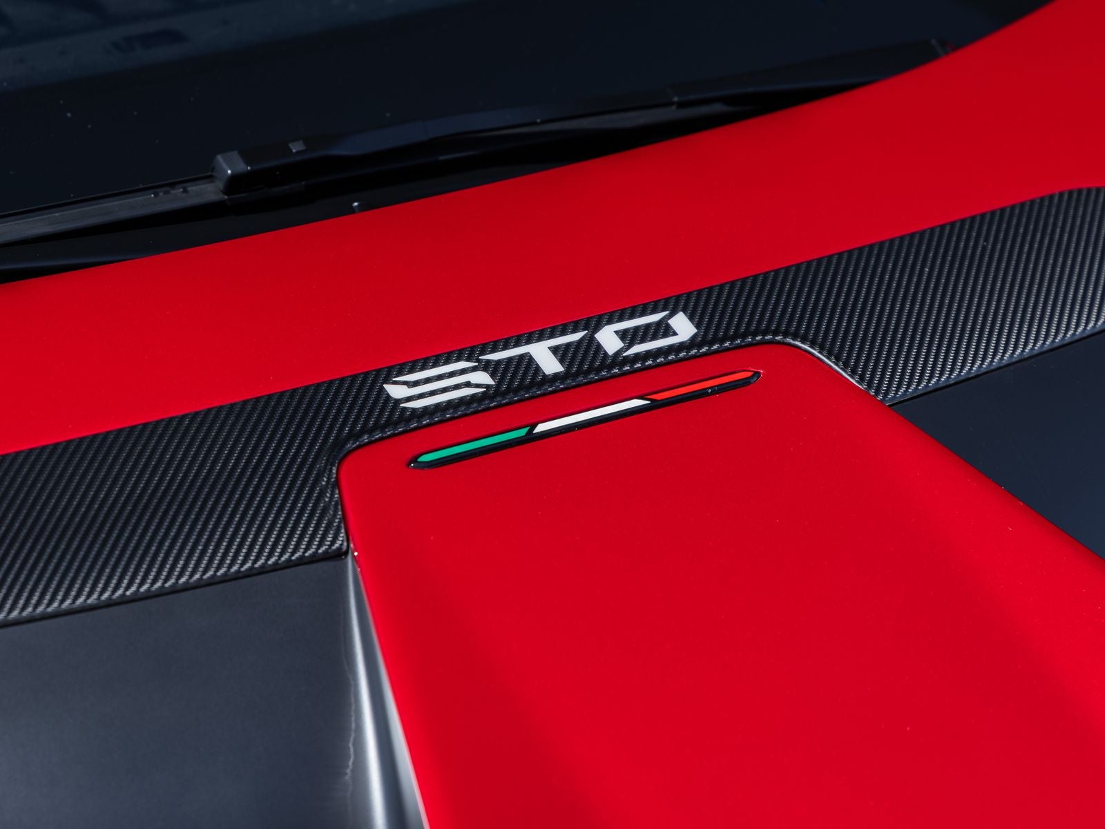 2022 Lamborghini Huracan STO Base