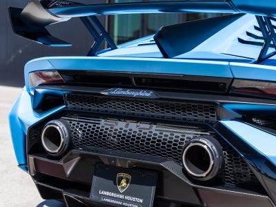 2024 Lamborghini Huracan STO Base