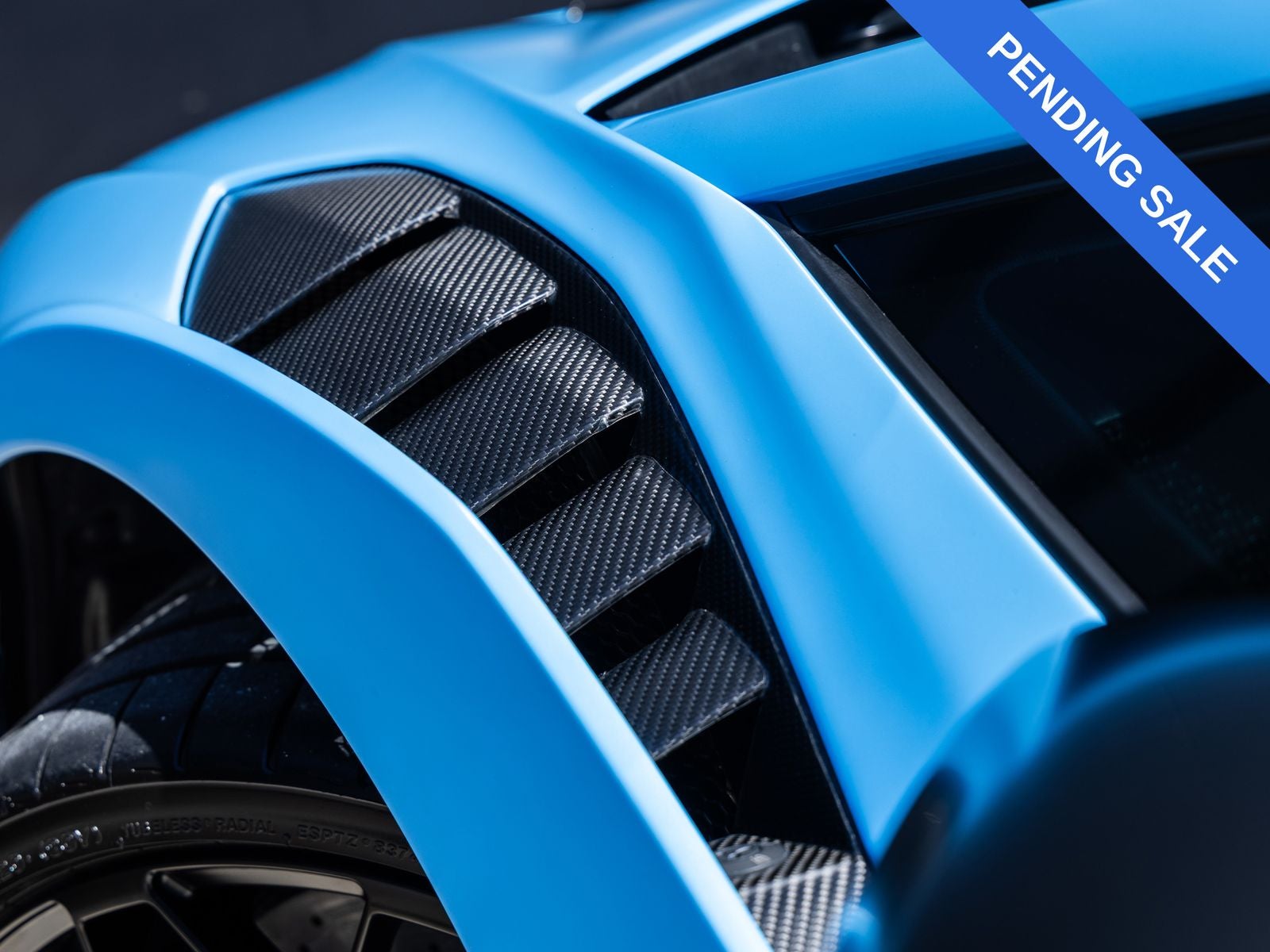 2024 Lamborghini Huracan STO Base