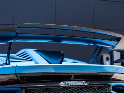 2024 Lamborghini Huracan STO Base