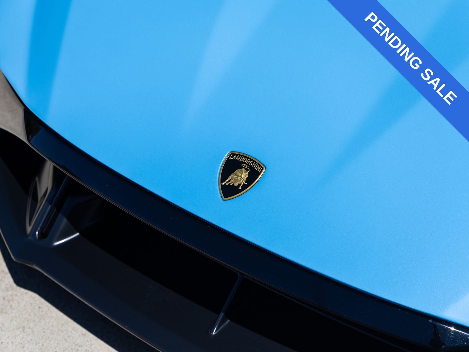 2024 Lamborghini Huracan STO Base