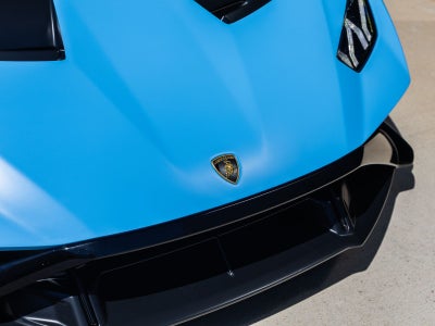 2024 Lamborghini Huracan STO Base