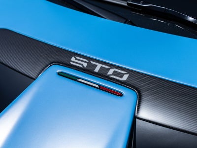 2024 Lamborghini Huracan STO Base