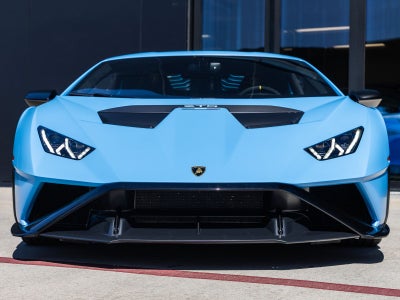 2024 Lamborghini Huracan STO Base