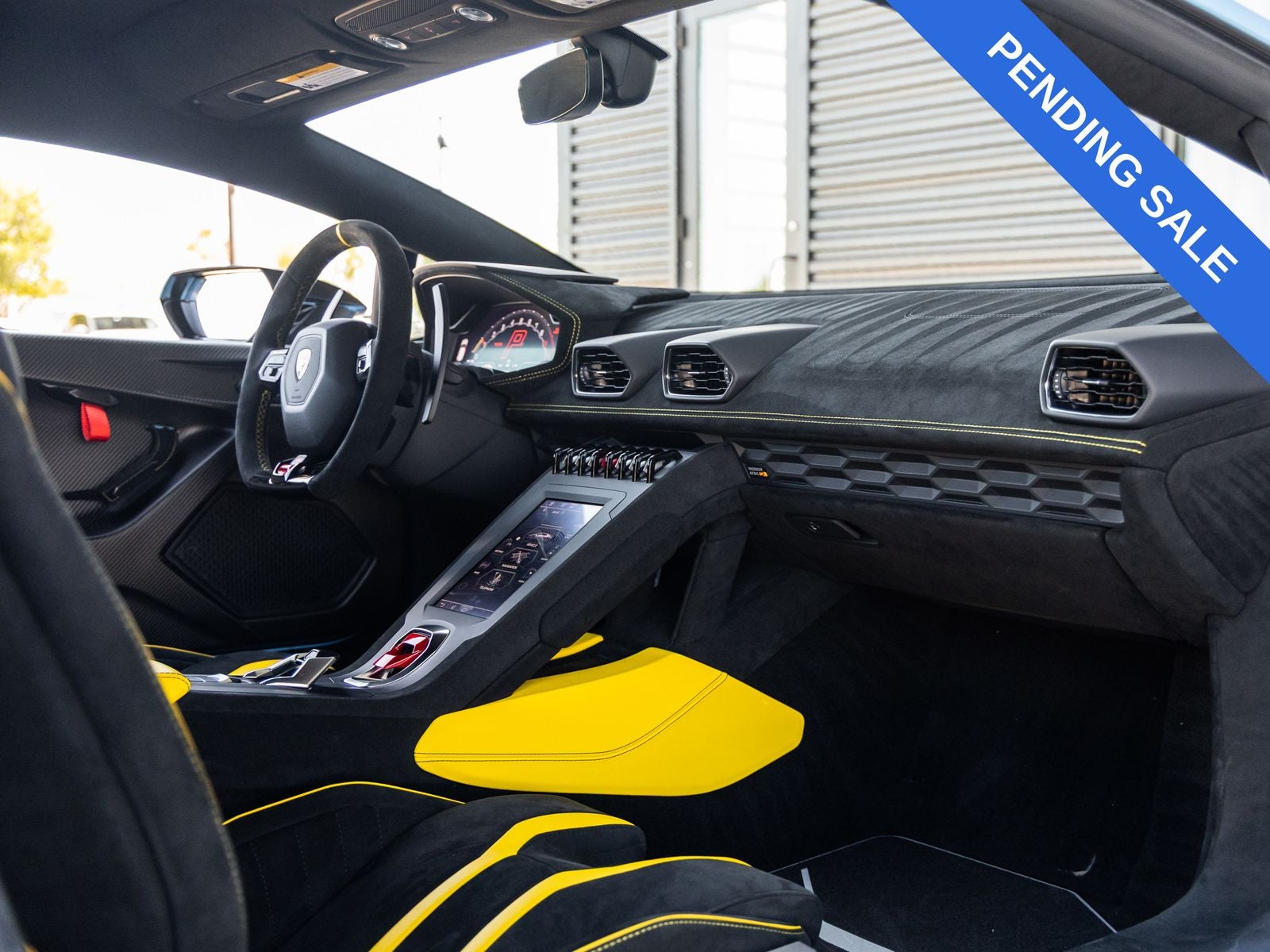 2024 Lamborghini Huracan STO Base