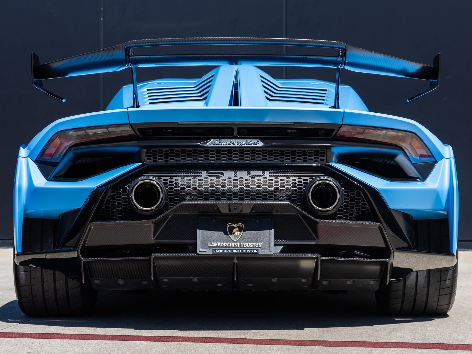 2024 Lamborghini Huracan STO Base