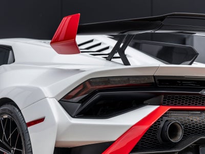 2022 Lamborghini Huracan STO Base