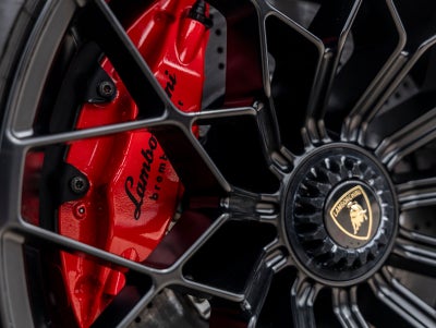 2022 Lamborghini Huracan STO Base