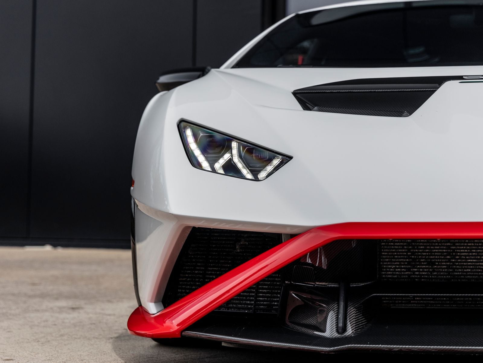 2022 Lamborghini Huracan STO Base