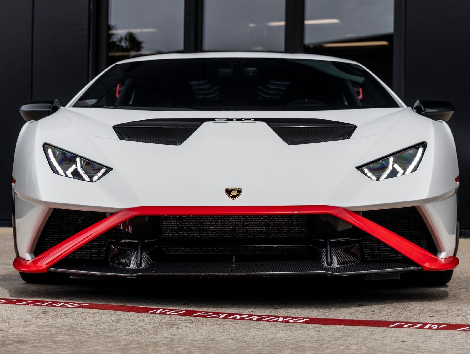 2022 Lamborghini Huracan STO Base
