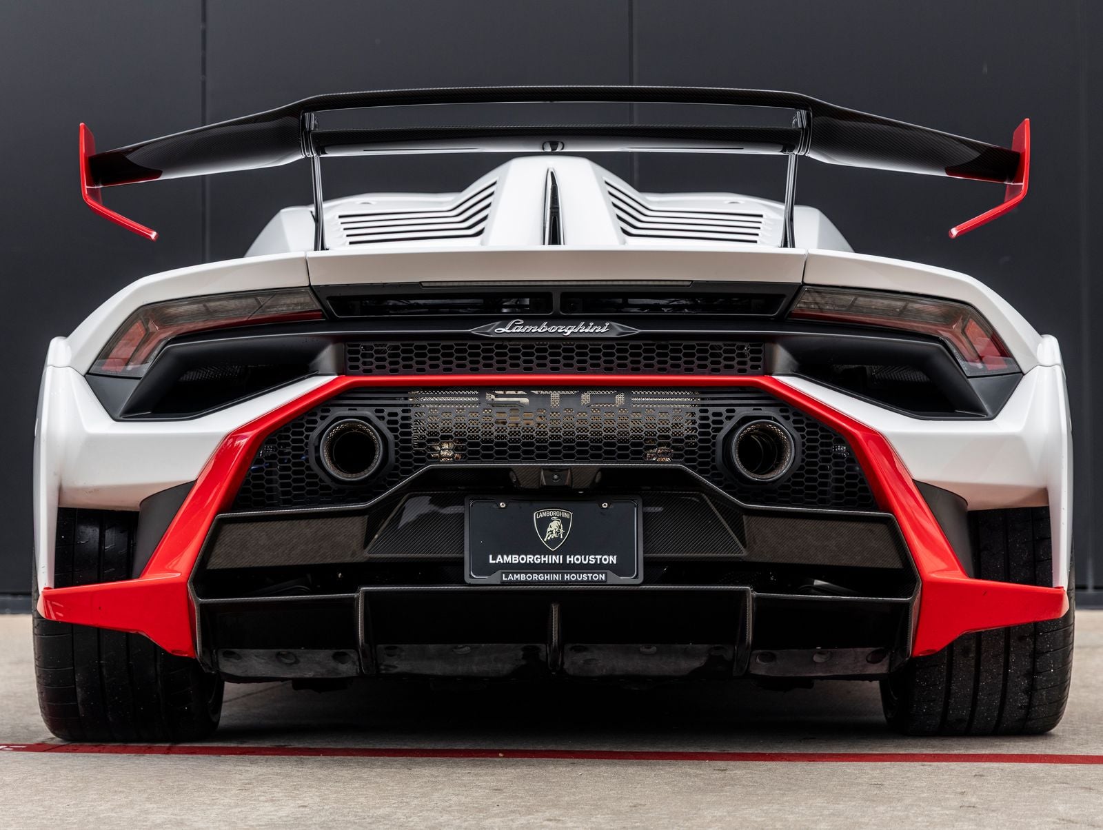 2022 Lamborghini Huracan STO Base