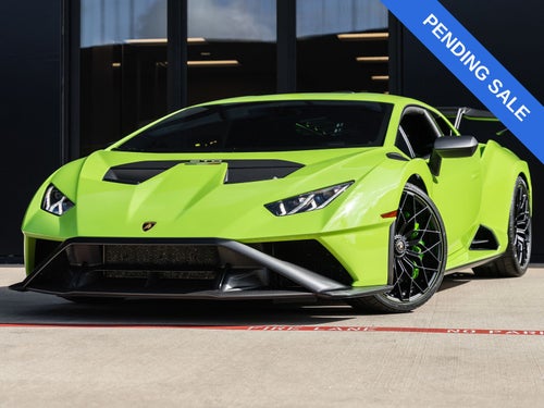 2023 Lamborghini Huracan STO Base
