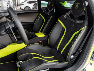 2024 Lamborghini Huracan Tecnica Base