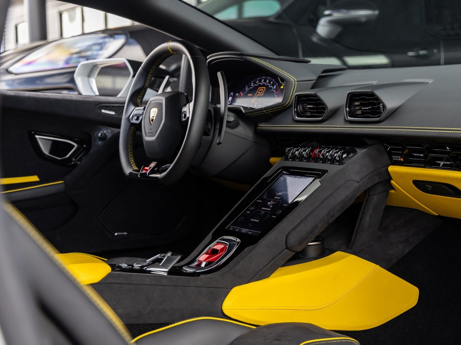 2023 Lamborghini Huracan Tecnica Base