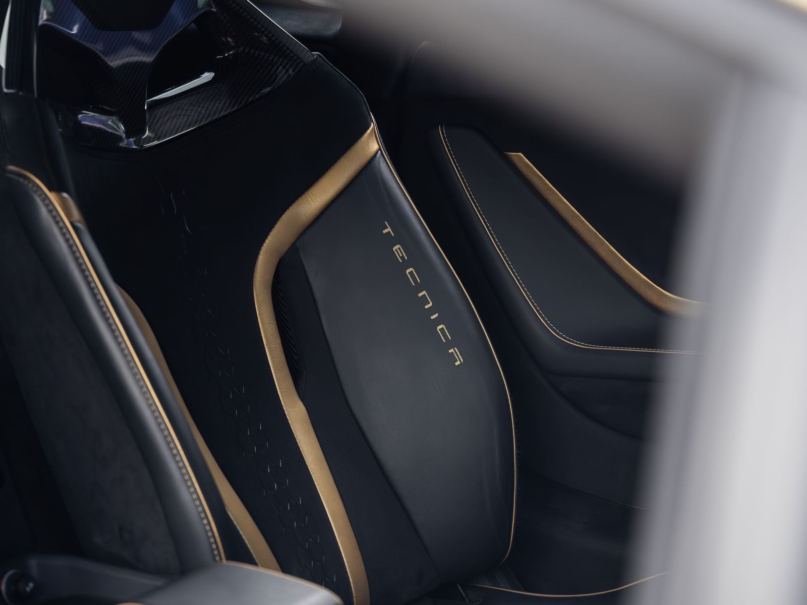2023 Lamborghini Huracan Tecnica Base