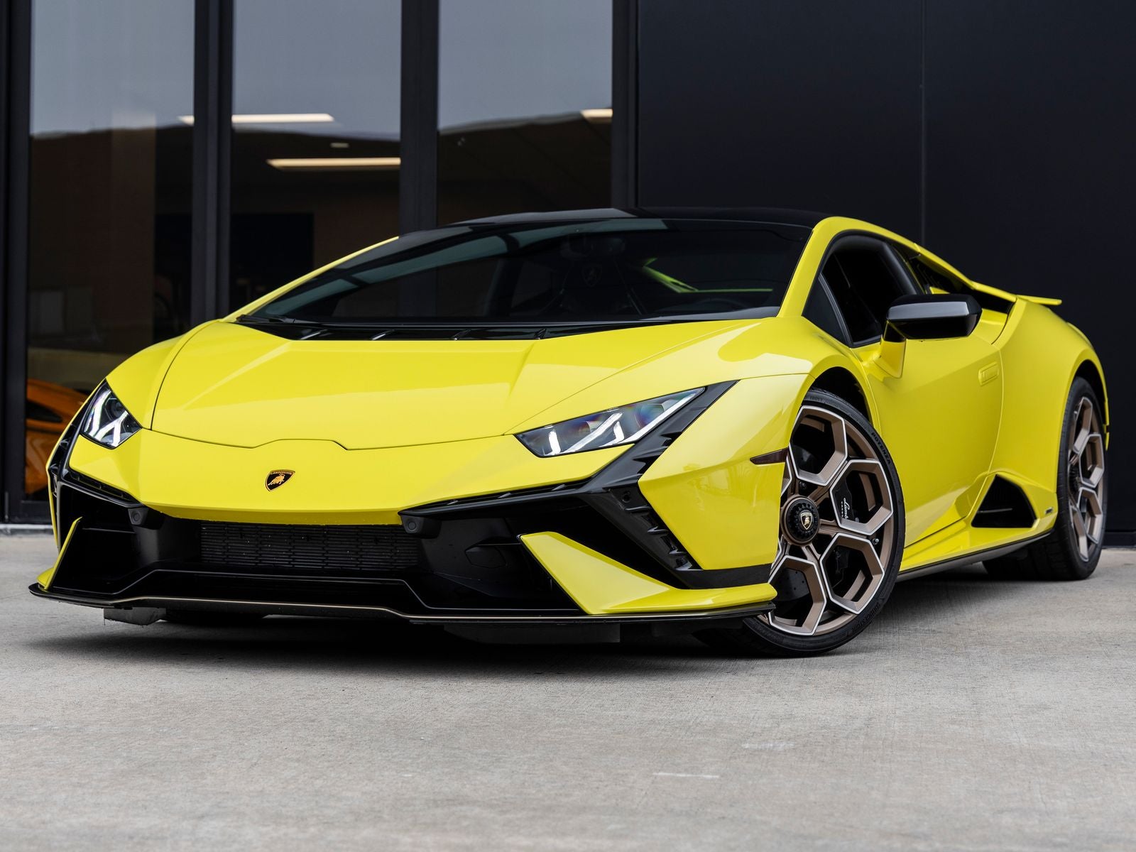 2023 Lamborghini Huracan Tecnica Base