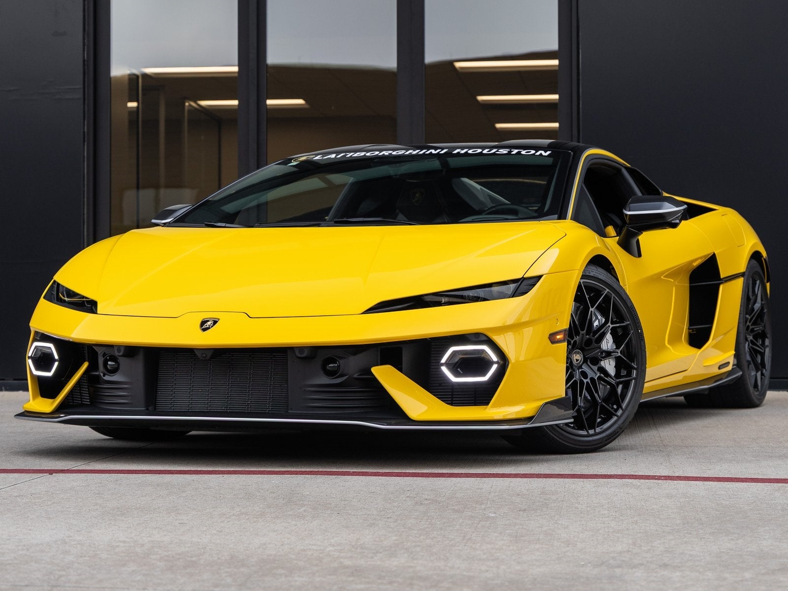 2026 Lamborghini Temerario Base