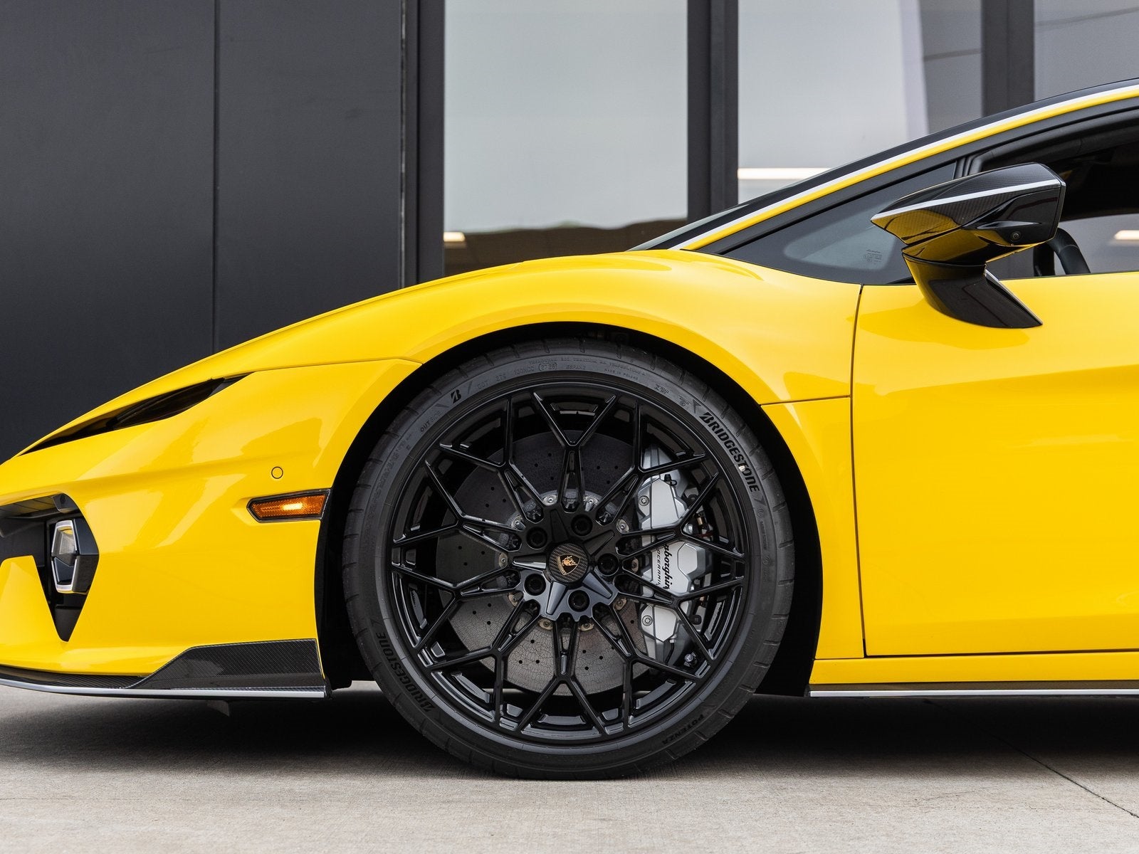 2026 Lamborghini Temerario Base