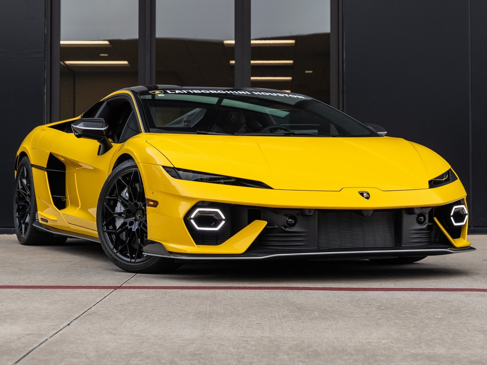 2026 Lamborghini Temerario Base