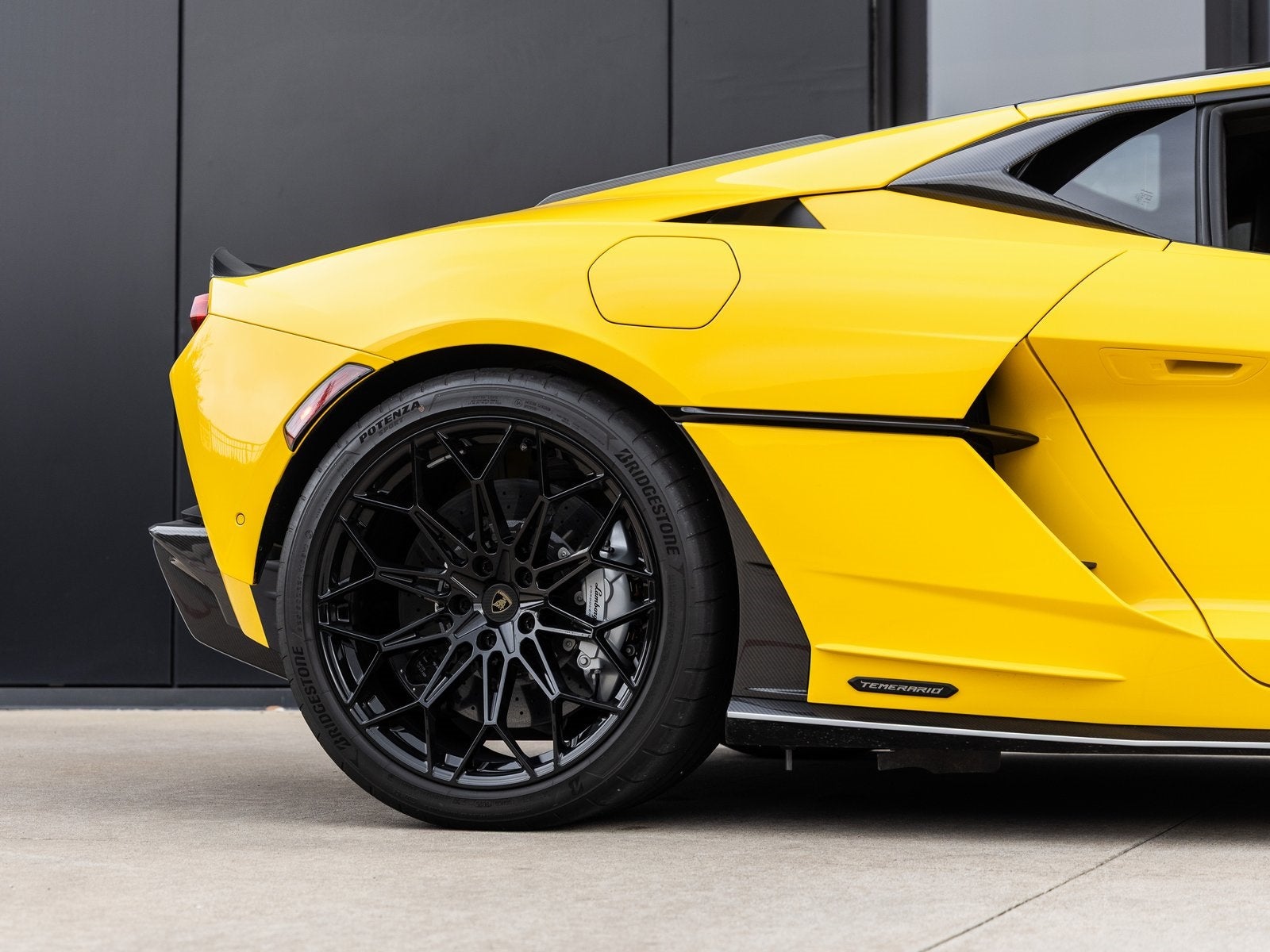 2026 Lamborghini Temerario Base