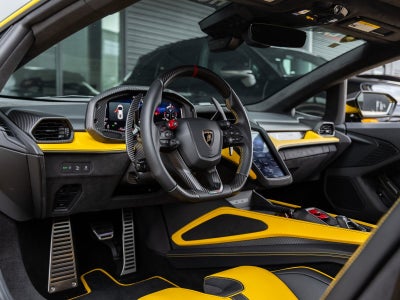 2026 Lamborghini Temerario Base