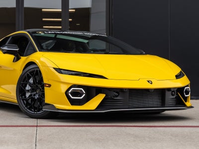 2026 Lamborghini Temerario Base