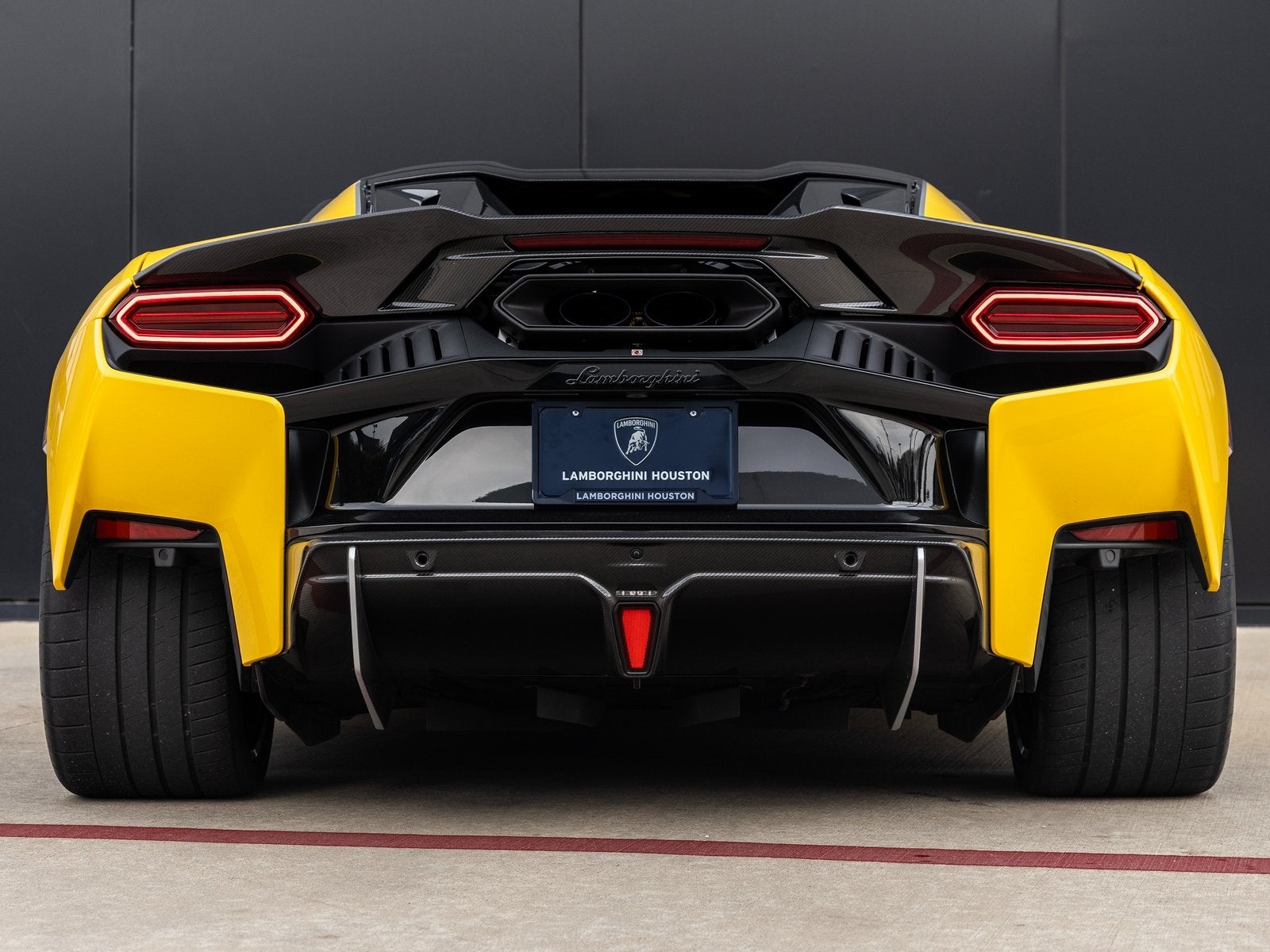 2026 Lamborghini Temerario Base