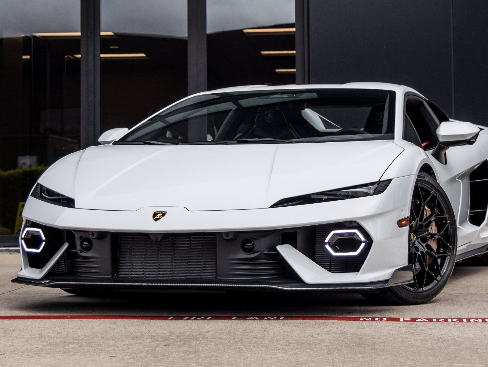 2026 Lamborghini Temerario Base