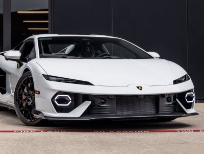 2026 Lamborghini Temerario Base