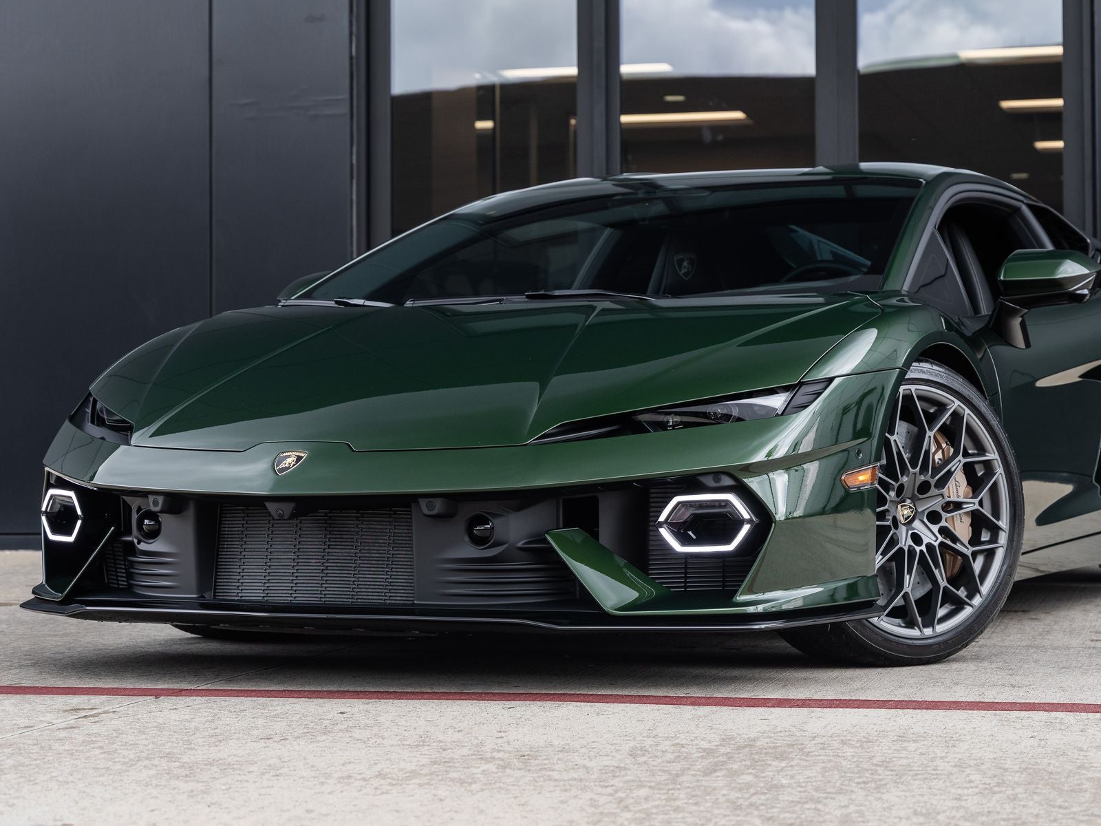 2026 Lamborghini Temerario Base