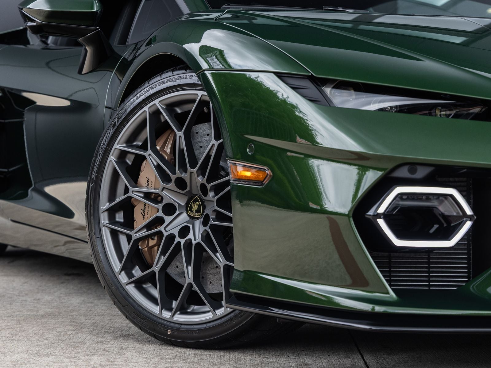 2026 Lamborghini Temerario Base