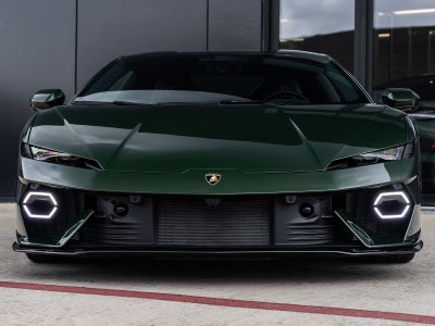 2026 Lamborghini Temerario Base