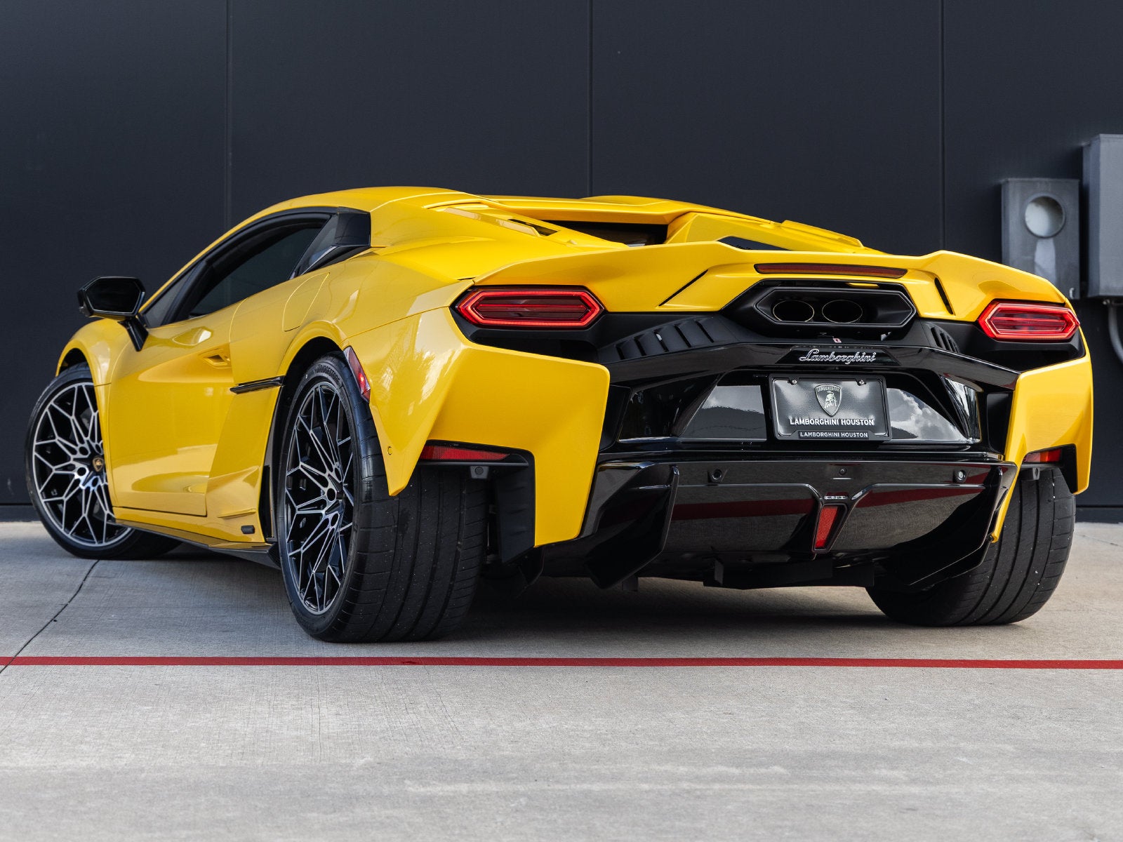 2026 Lamborghini Temerario Base