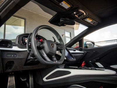 2026 Lamborghini Temerario Base