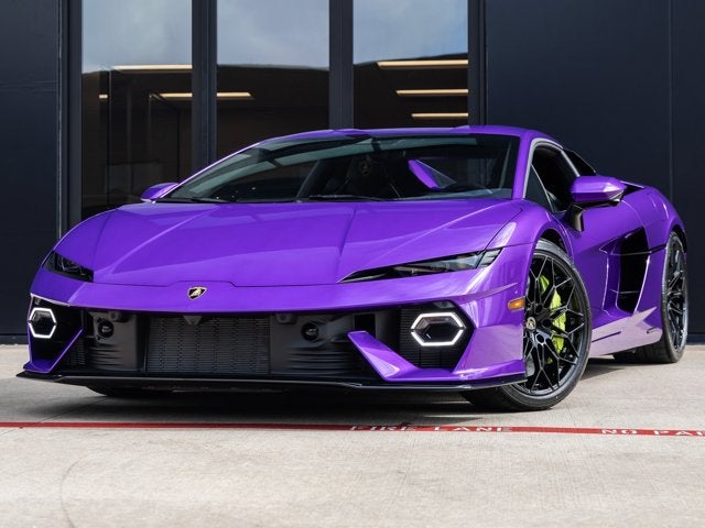 2026 Lamborghini Temerario Base