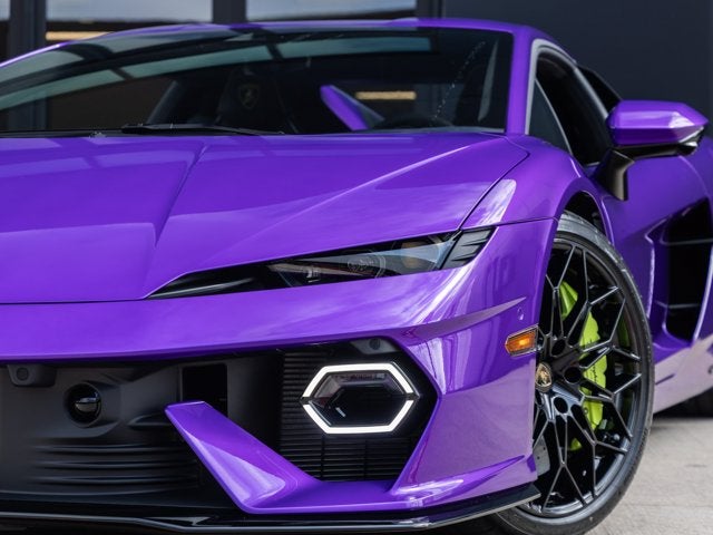 2026 Lamborghini Temerario Base