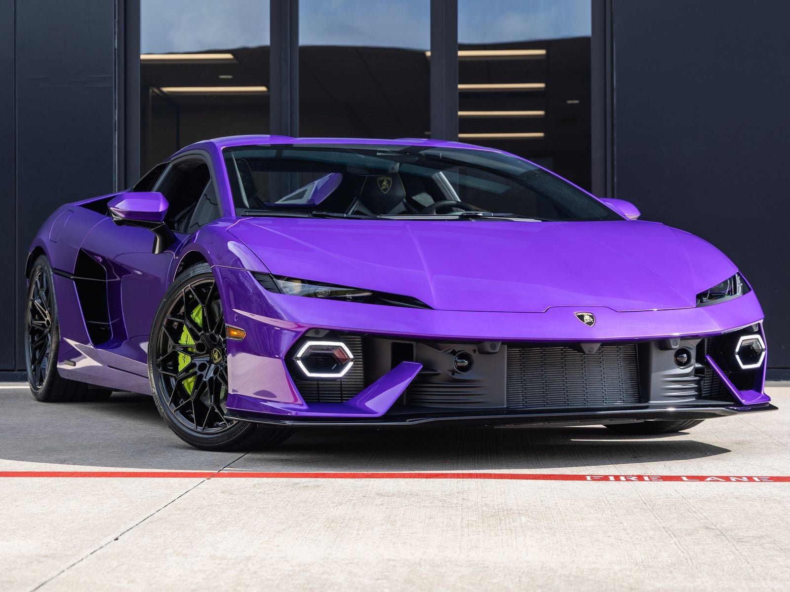 2026 Lamborghini Temerario Base