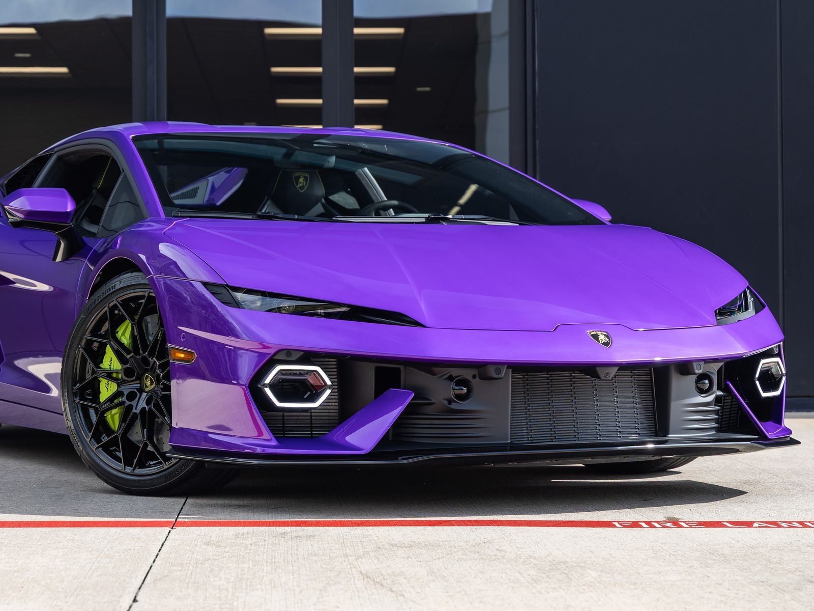 2026 Lamborghini Temerario Base