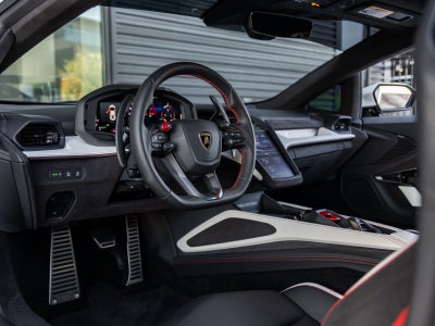 2026 Lamborghini Temerario Base