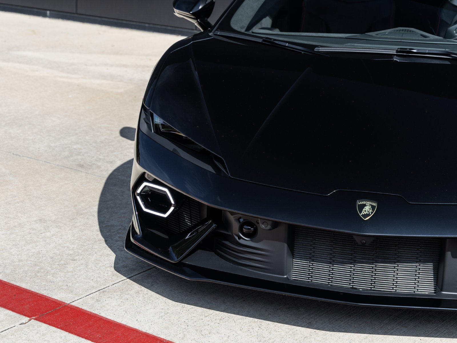 2026 Lamborghini Temerario Base