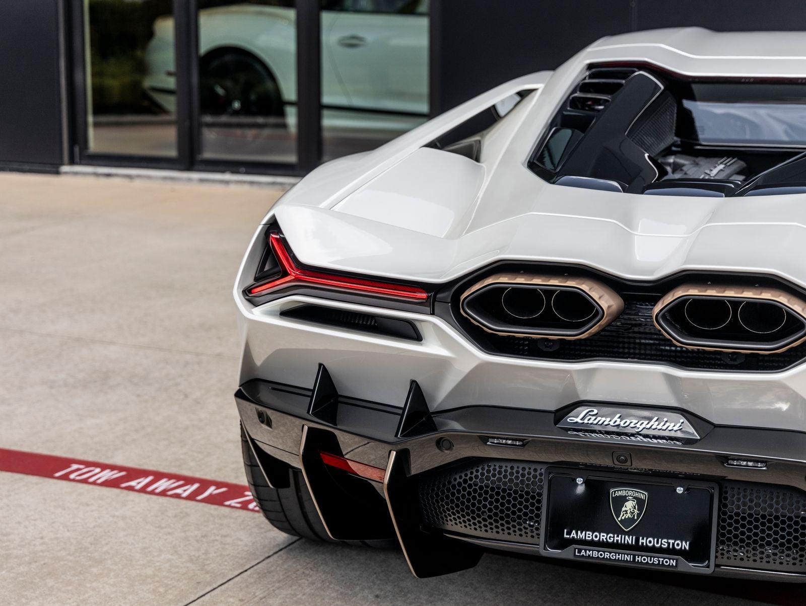 2026 Lamborghini Revuelto Base