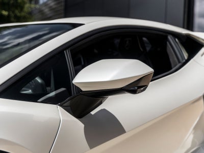 2026 Lamborghini Revuelto Base