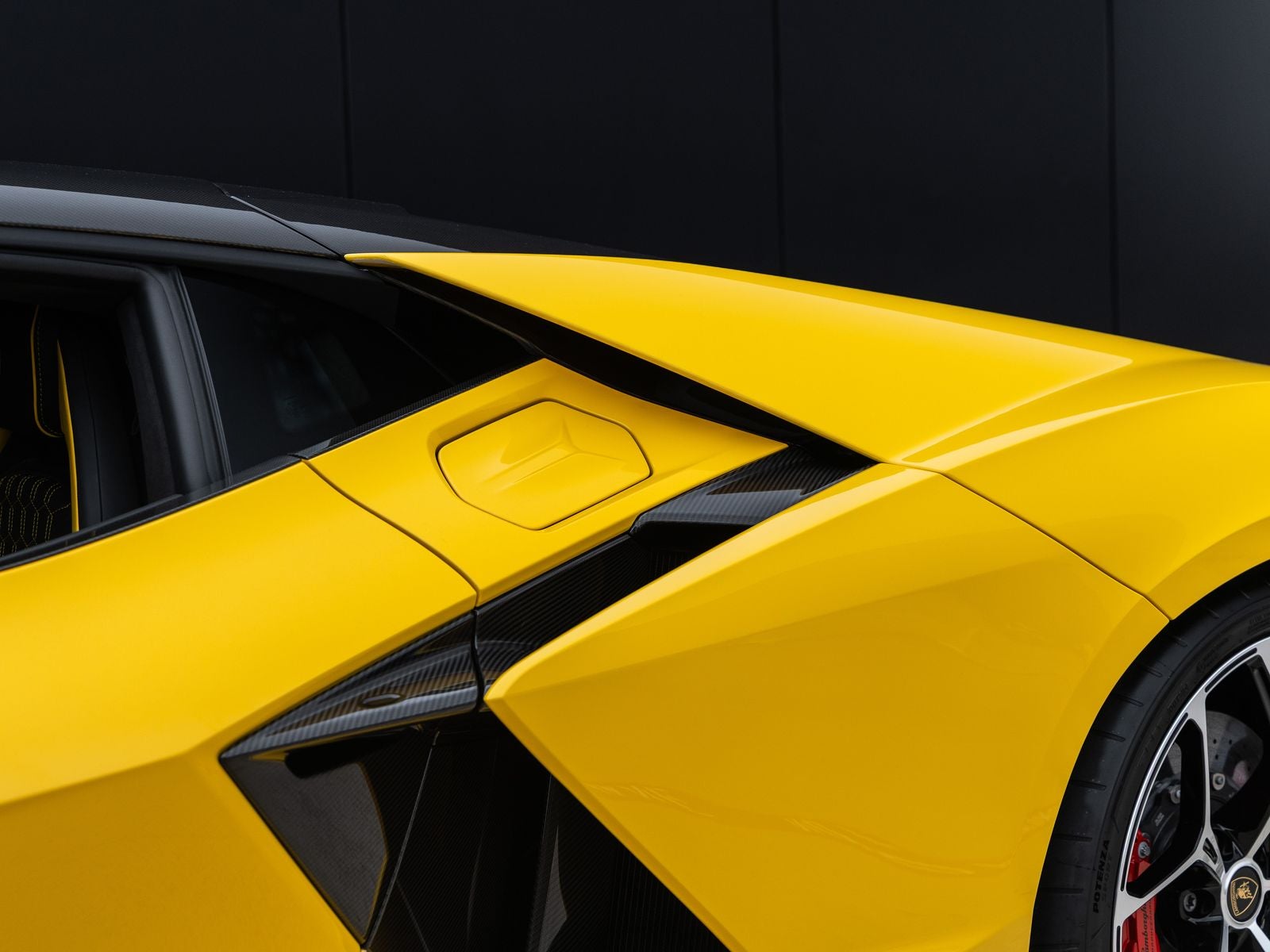 2026 Lamborghini Revuelto Base