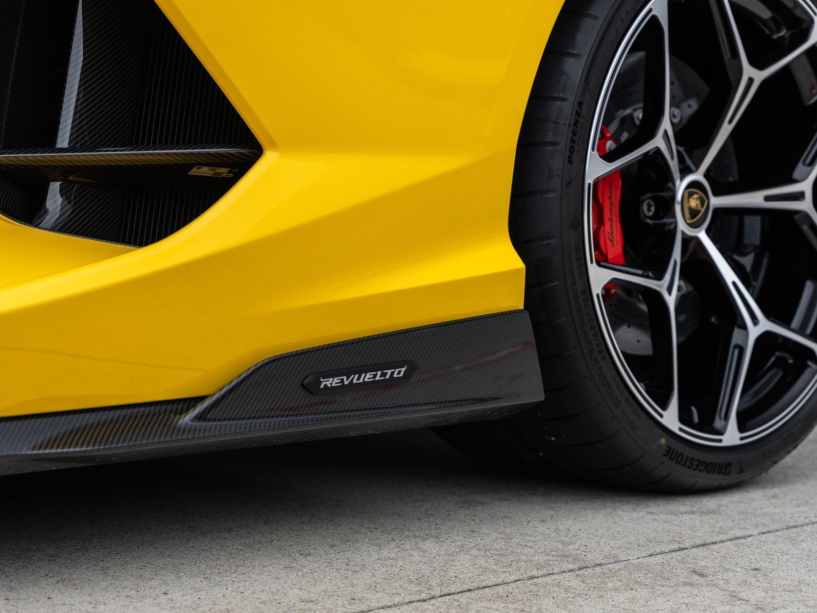 2026 Lamborghini Revuelto Base