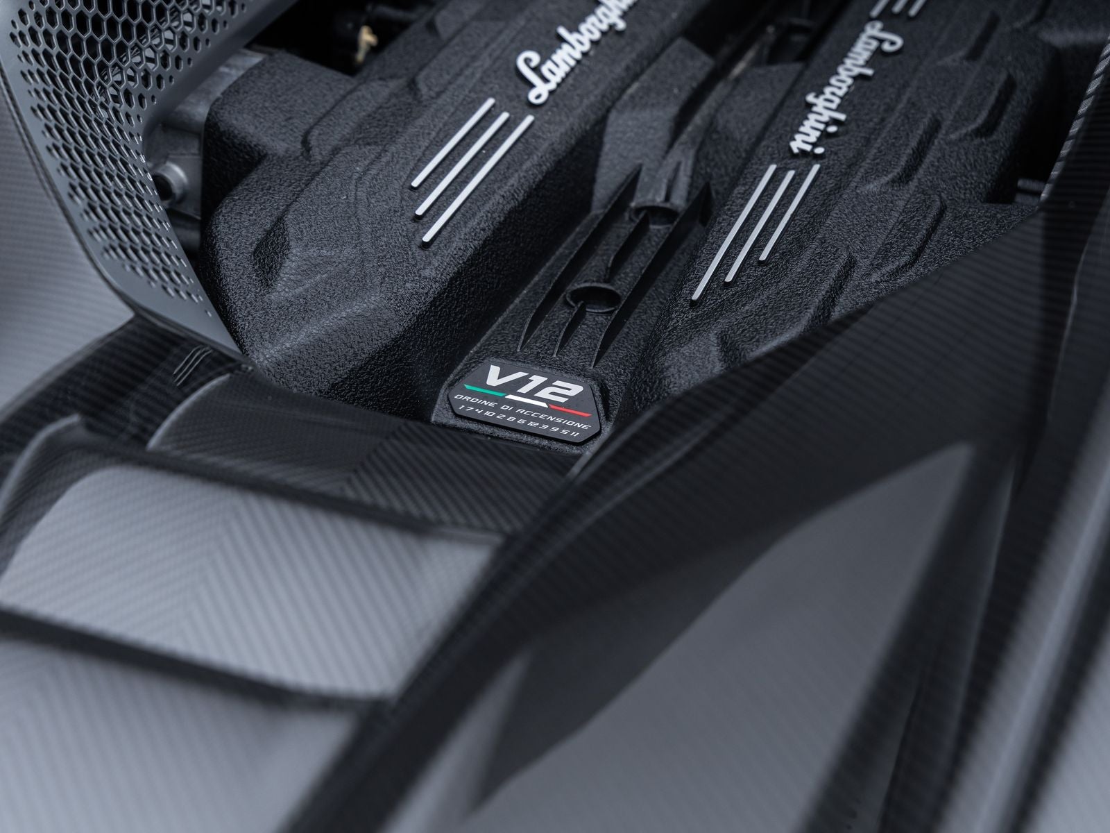 2026 Lamborghini Revuelto Base